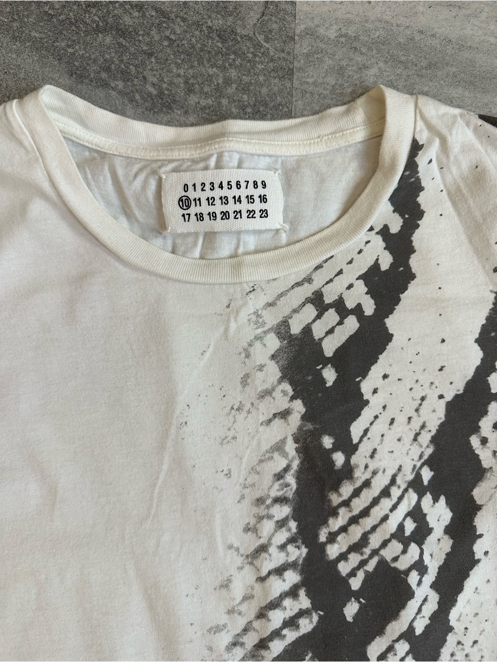 Maison Martin Margiela 2011 t-shirt Size 10 - Picture 2 of 6
